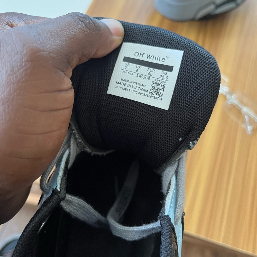 Off-White Out-Off Office Gray & Black & sky blue Sneakers - Picture 2 of 10